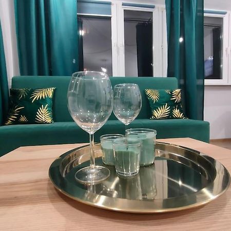 Apartament Szmaragdowy Centrum Apartment Varşovia Exterior foto